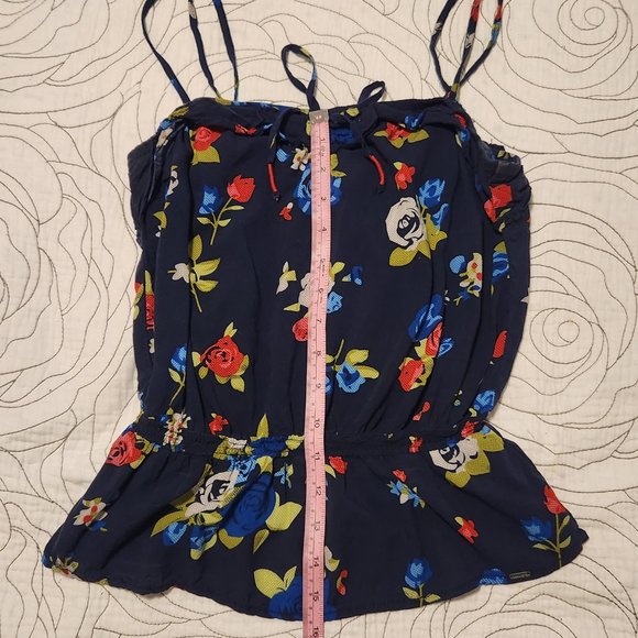 [M] Blue Floral Strappy Tank - Picture 4 of 6